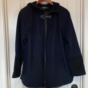 Ellen Tracy cape wool blend hood coat size 2